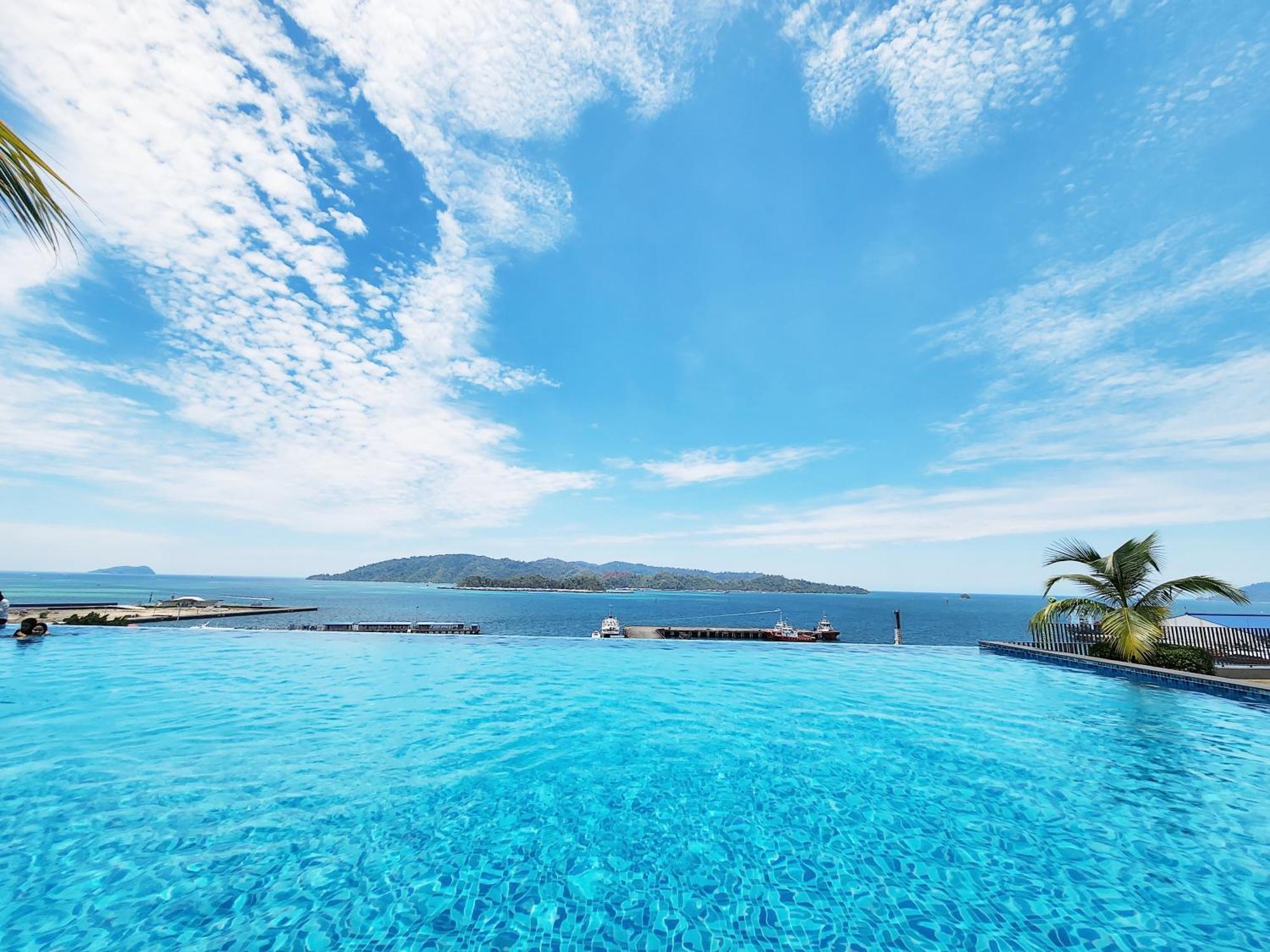 Jesselton Quay Kota Kinabalu City Centre By Lw Suites Exterior foto