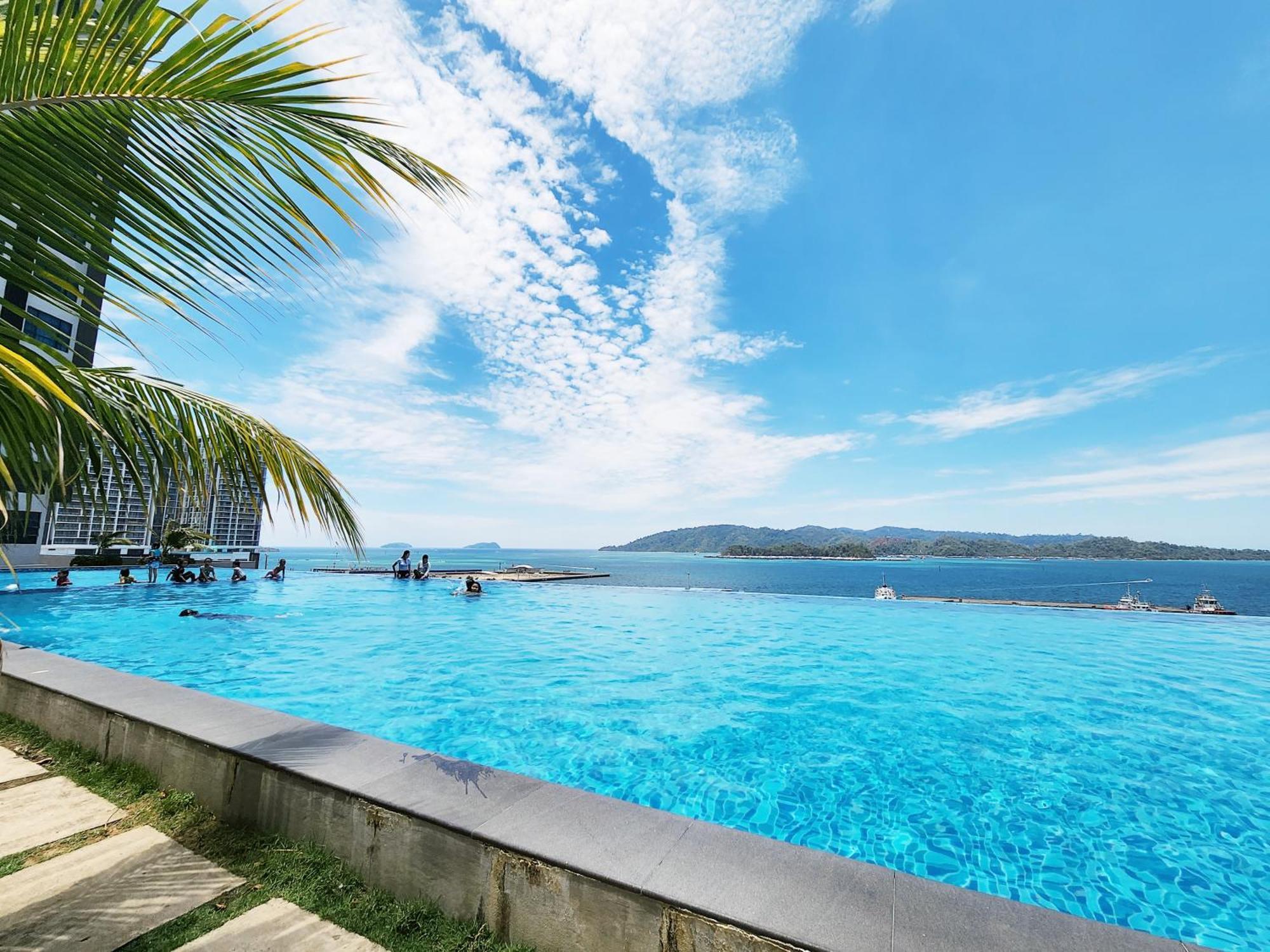Jesselton Quay Kota Kinabalu City Centre By Lw Suites Exterior foto