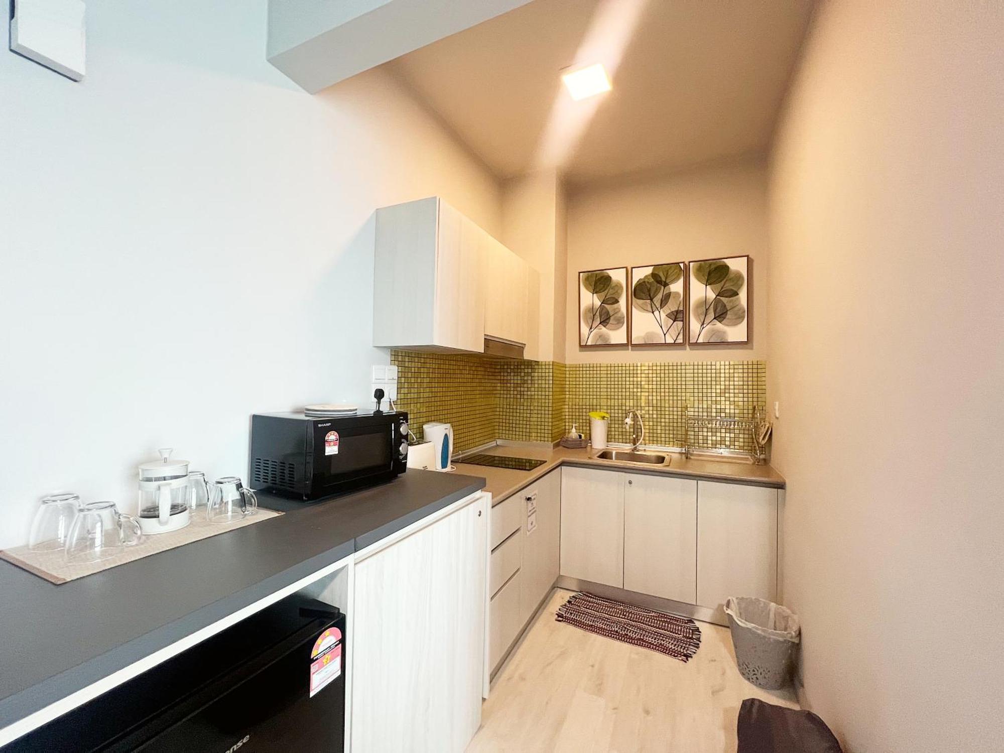 Jesselton Quay Kota Kinabalu City Centre By Lw Suites Exterior foto
