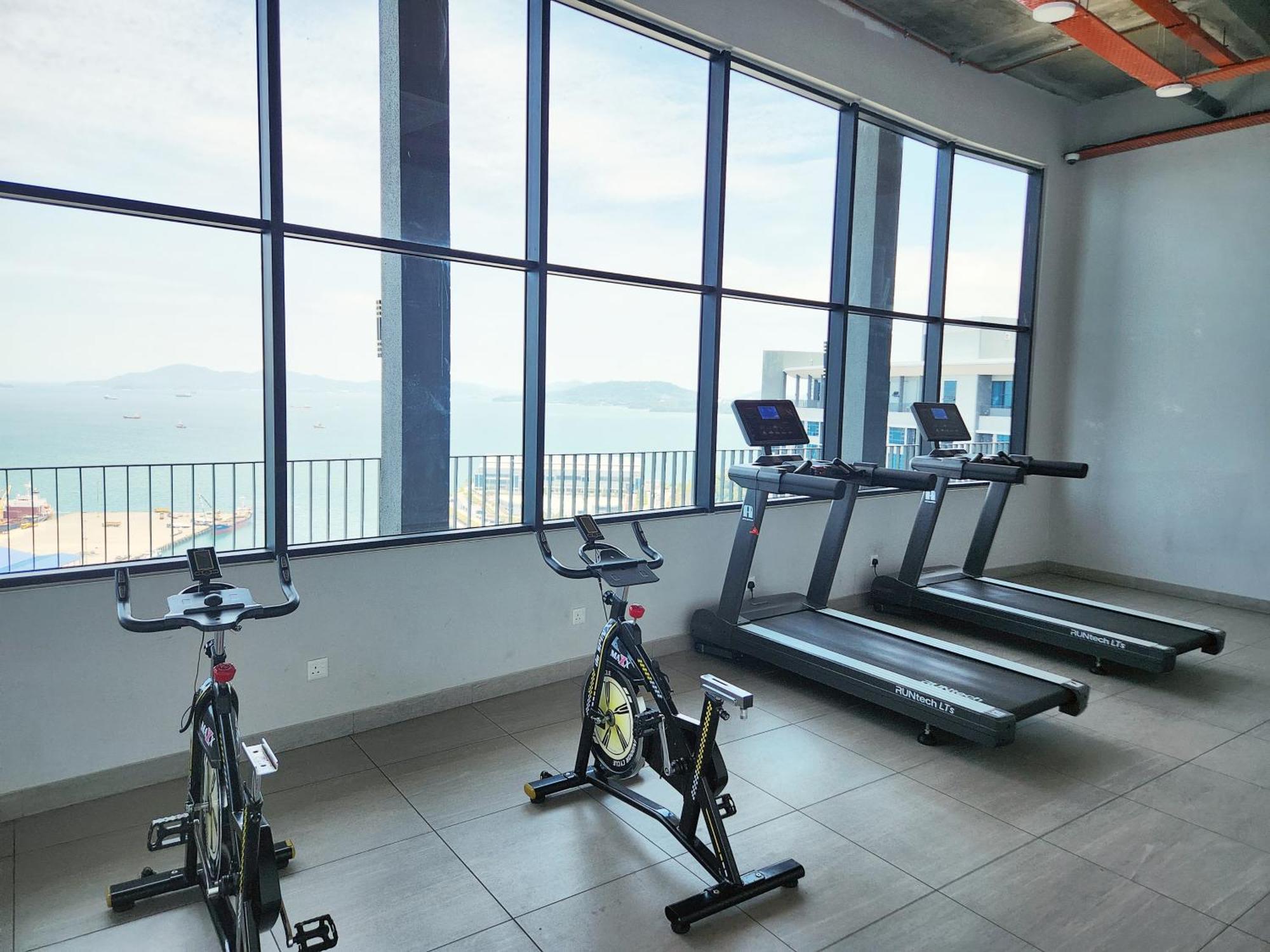 Jesselton Quay Kota Kinabalu City Centre By Lw Suites Exterior foto